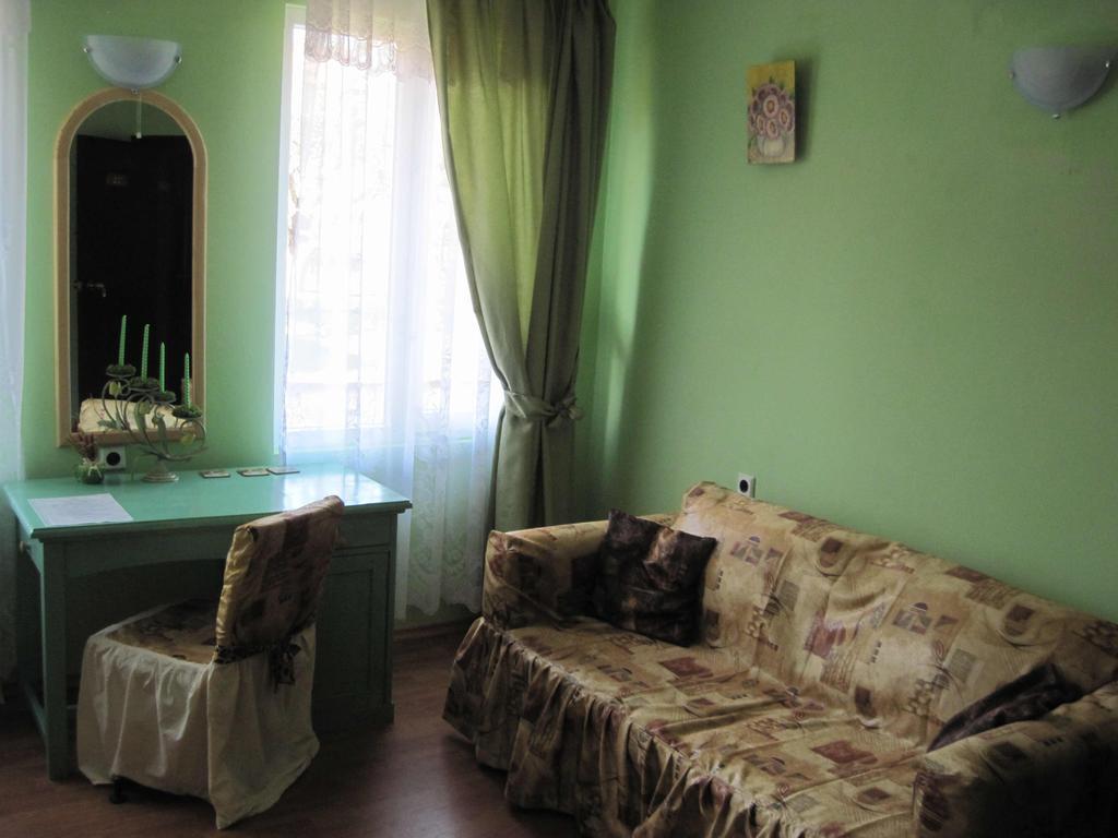 Hadjibulevata Guest House Kovachevtsi Phòng bức ảnh